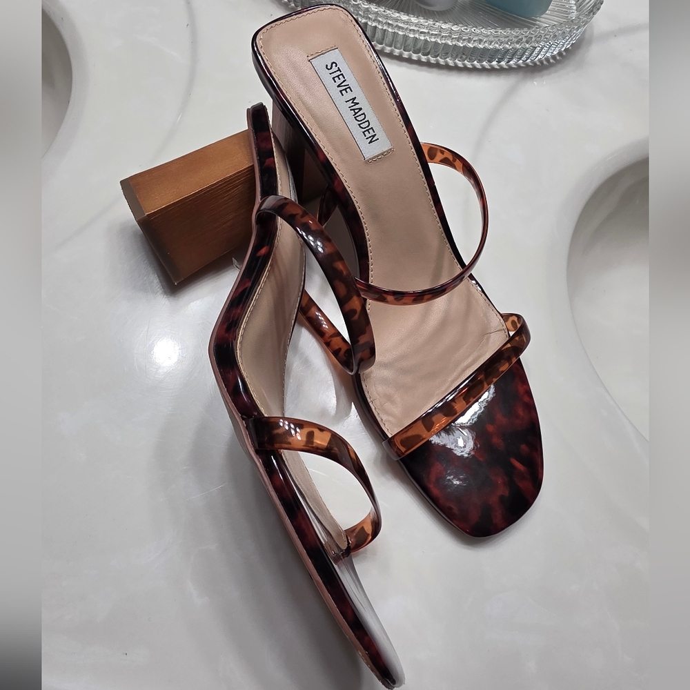 Steve Madden Women's Tortoise Block Heel Sandals